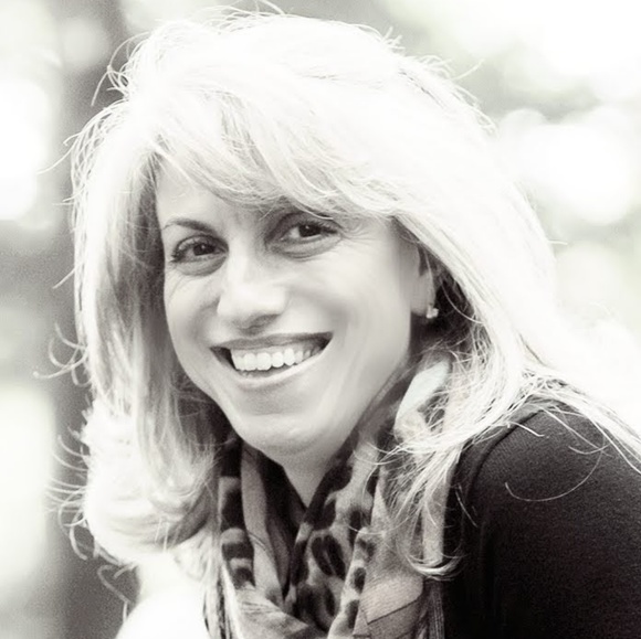 Meet your Posher, Lori - Picture 1 of 1